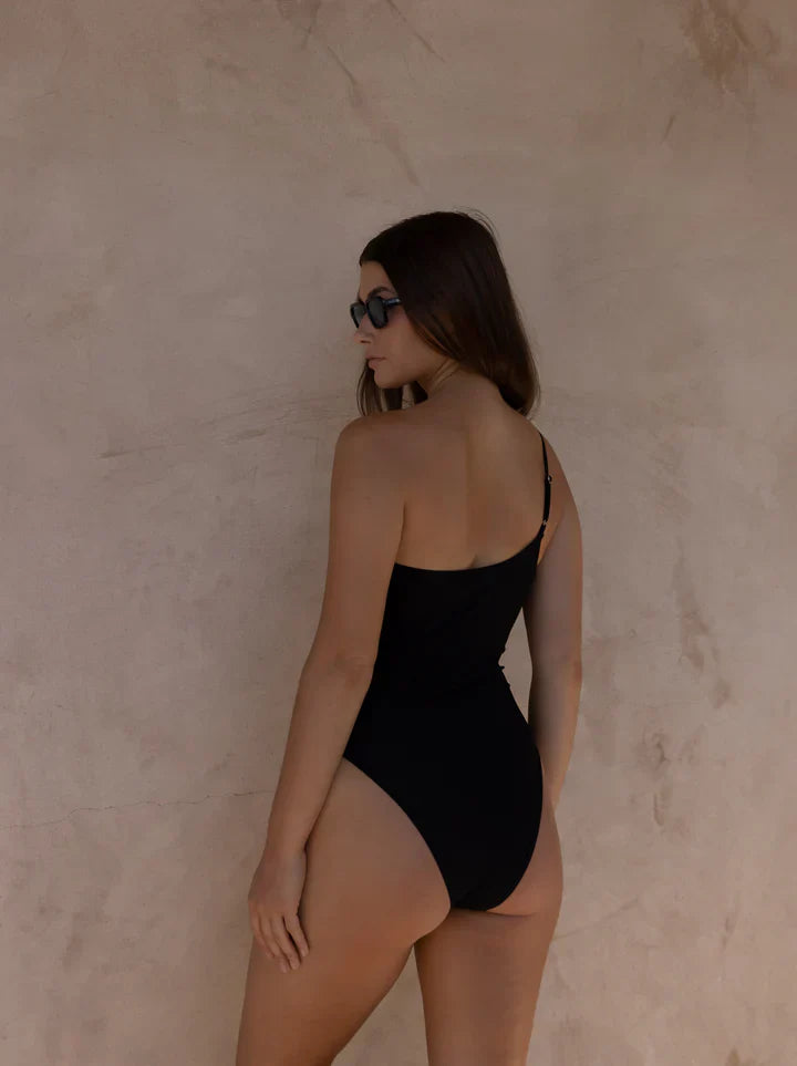 Sorrento One Piece - Tanneria